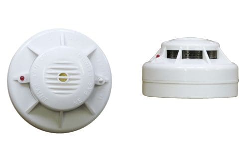 Installez un détecteur de fumée à chaque étage.